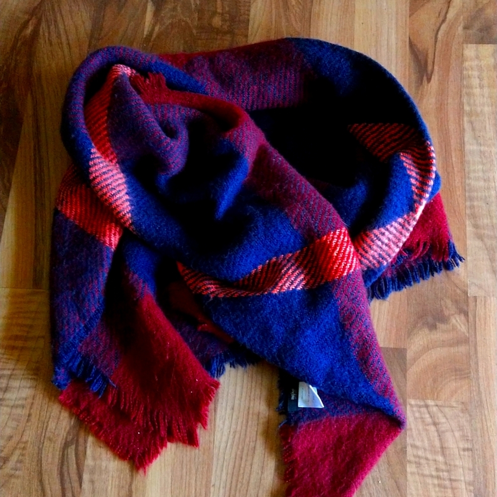 Mossimo blanket scarf